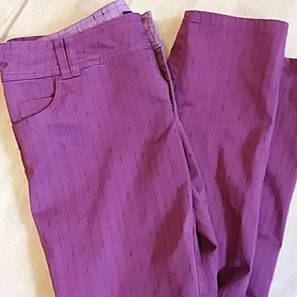 Volcom wine/burgandy dress trousers/pants size 7 - Picture 4 of 6